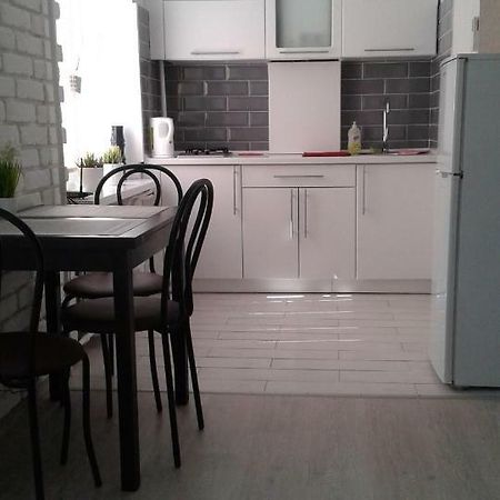 1 Ком. Кв Студио В Центре Запорожья Zaporizhia Exterior foto